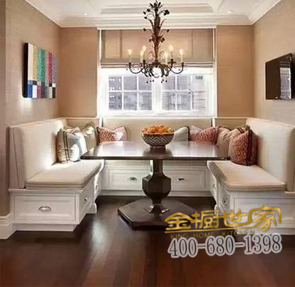 聽說現(xiàn)在餐桌流行這樣設計，美觀還節(jié)省空間。